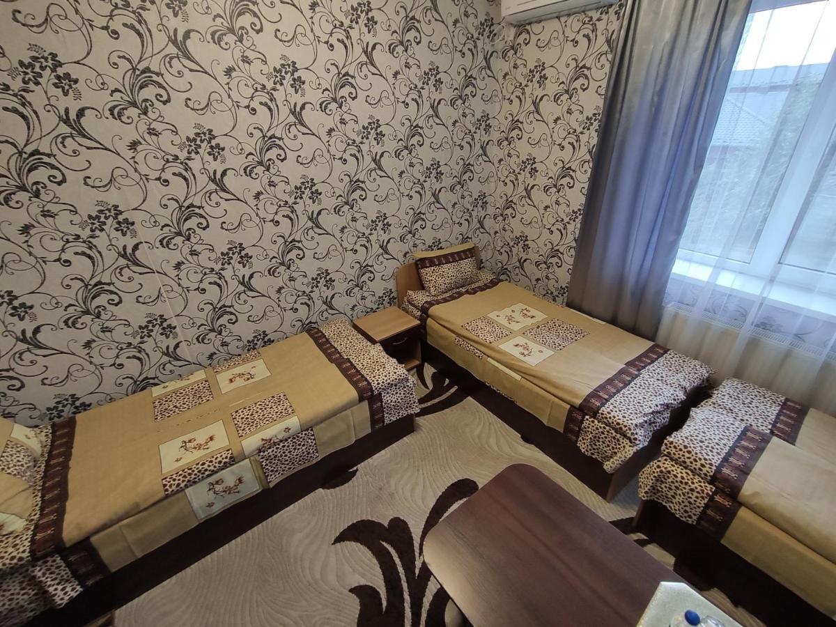 Karavan Hotel Bila Krynytsya  Exterior foto