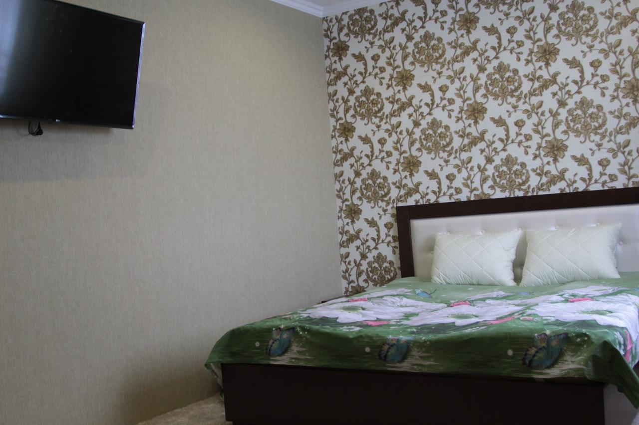 Karavan Hotel Bila Krynytsya  Exterior foto