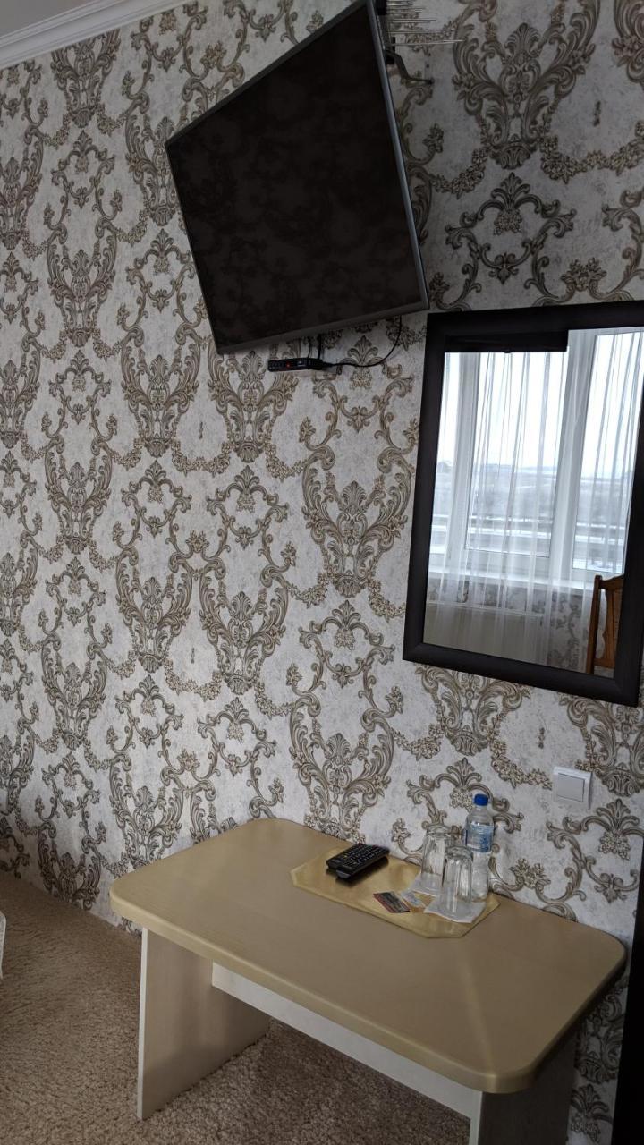 Karavan Hotel Bila Krynytsya  Exterior foto